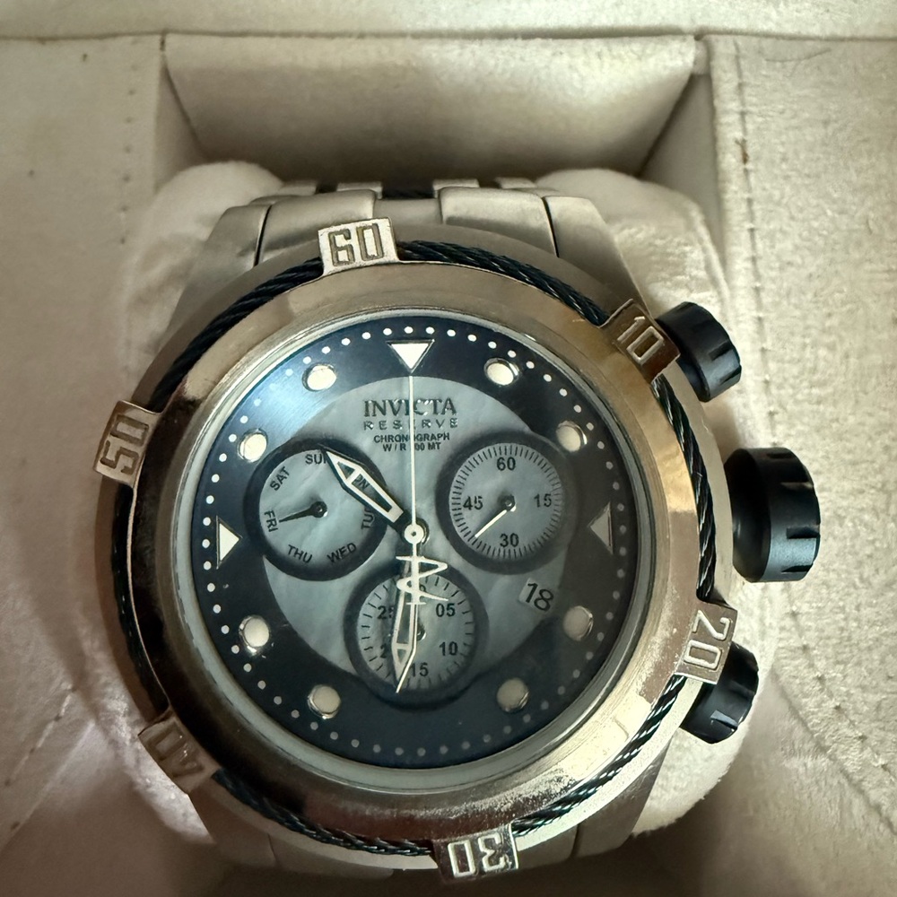 Invicta Bolt Zeus Reserve